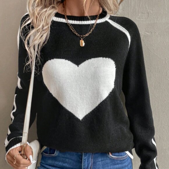 Black And White Casual Women's Round Neck Raglan Sleeve Heart Pattern Sweater - Picture 5 of 6